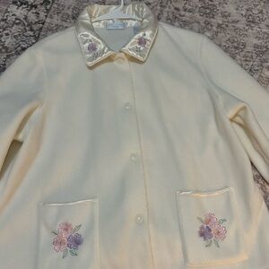 Elegant Vintage Erika Taylor white/Cream Women's sweater